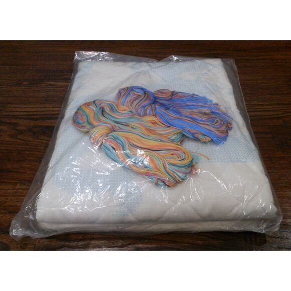 Vintage Janlynn Fun in the Sun #294-01 Printed Cross Stitch Quilt Kit New - Picture 4 of 4